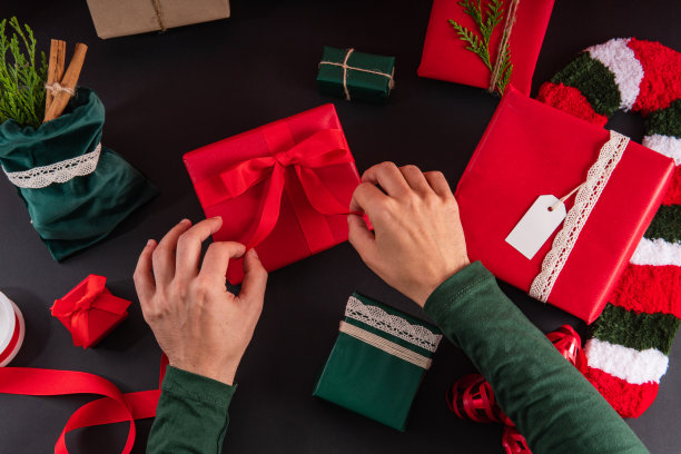 绿色包装盒创意礼品盒