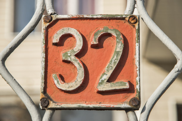 32