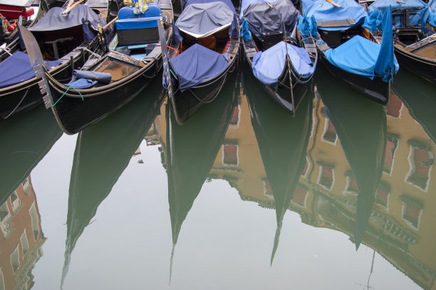 gondola