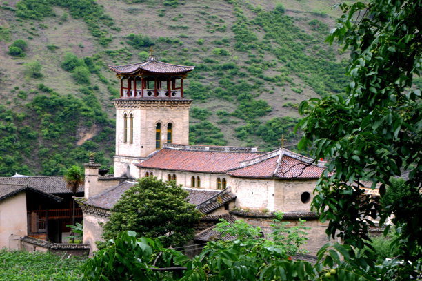 云南藏族建筑