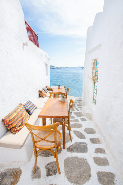 mikonos