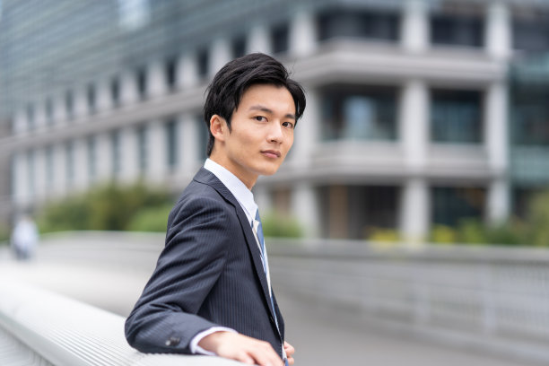 仅日本人