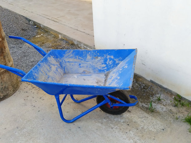 wheelbarrow