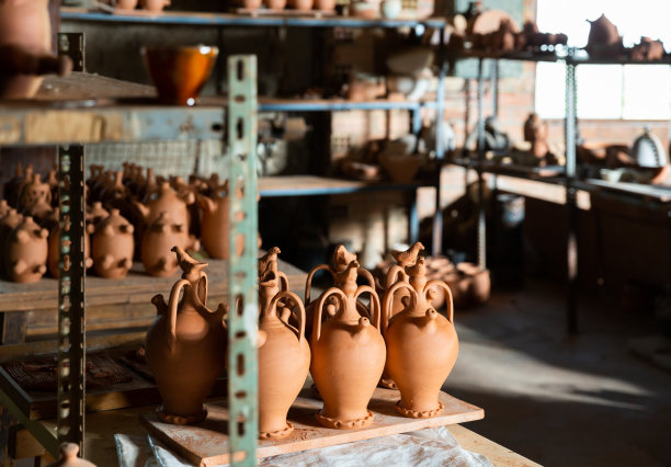 pottery