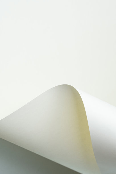 灰色几何图形封面