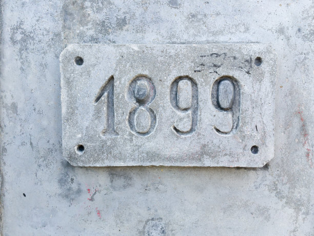 1889