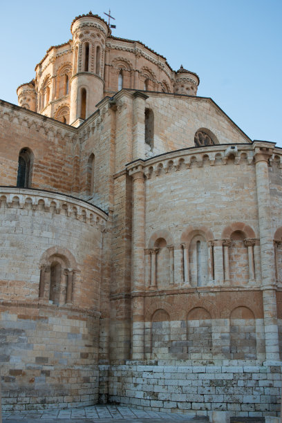romanesque