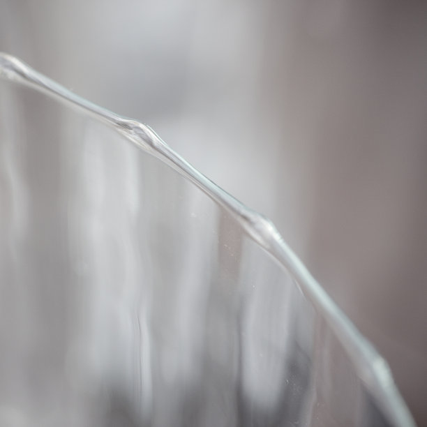 wispy