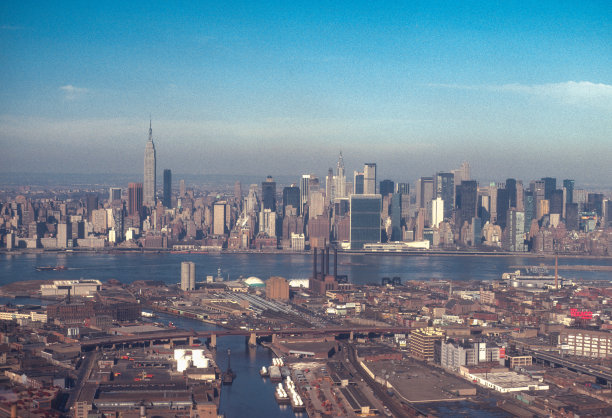 1976