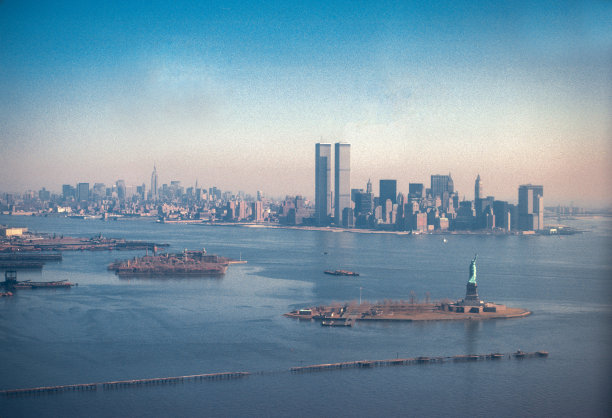 1976