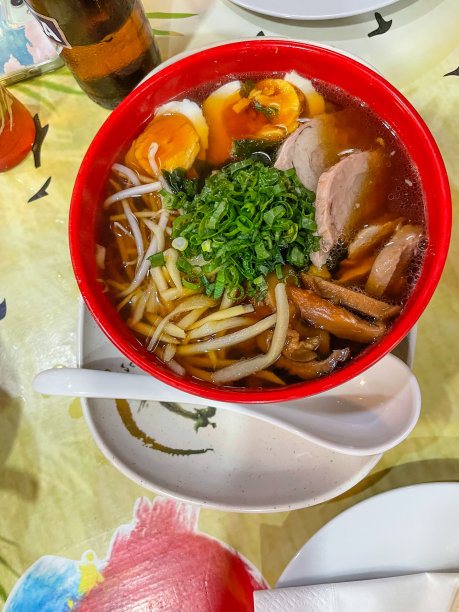 肉酱米线