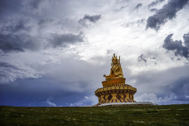 甘孜州地标建筑