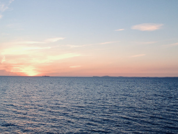 vastness