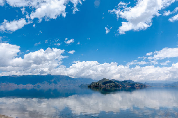 泸沽湖风景摄影图