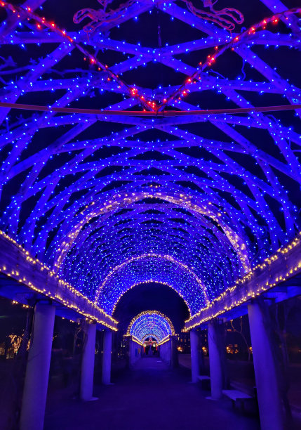 灯光隧道浪漫灯光