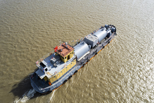 barge