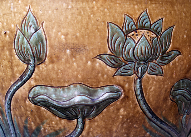 花朵造型陶瓷工艺品