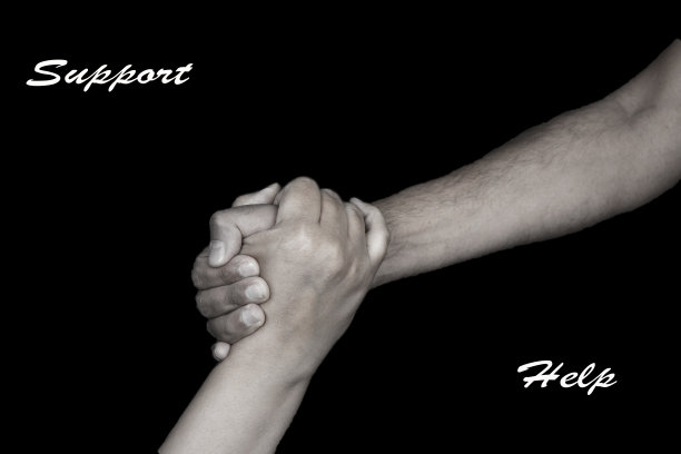 凝聚群众引导群众