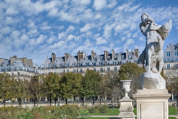 louvre