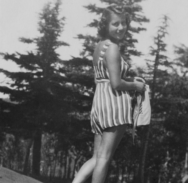 1938