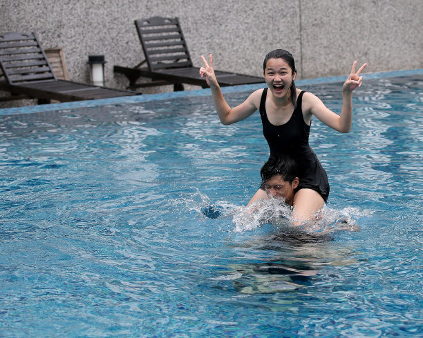 表情兴奋动态气氛