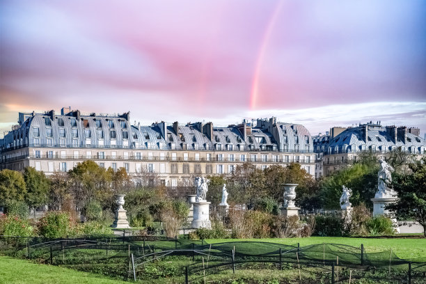 louvre