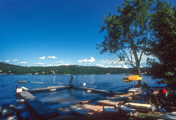 1992