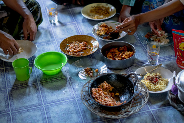 牛腩杂酱面