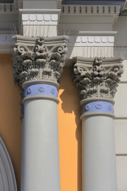 architrave