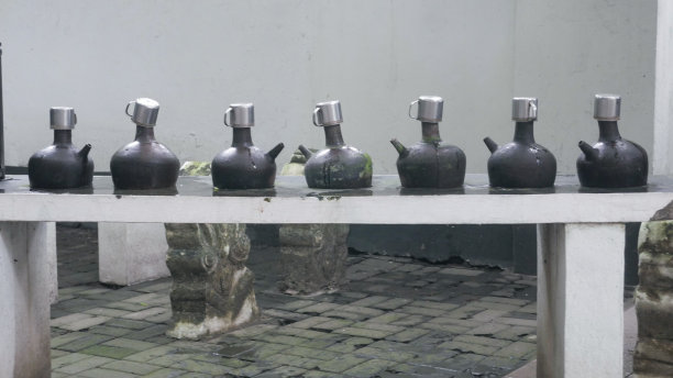 pitchers