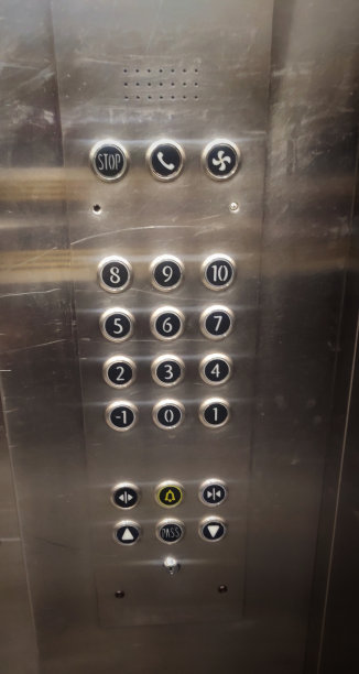 电梯内部标识
