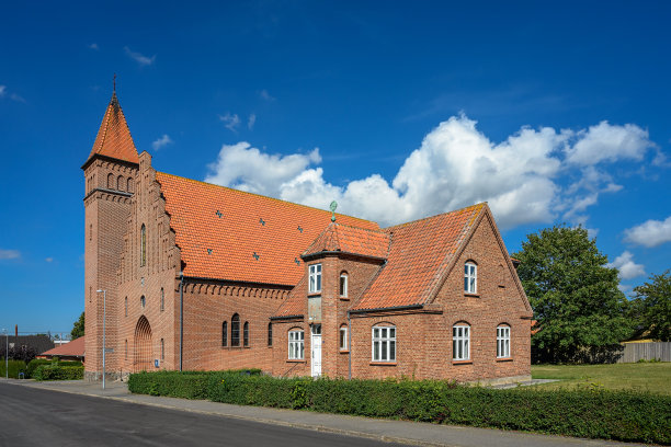 1932
