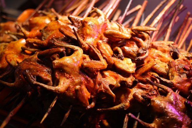 烤羔羊肉