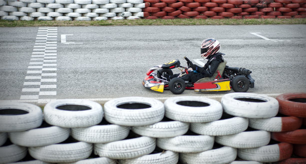 f1