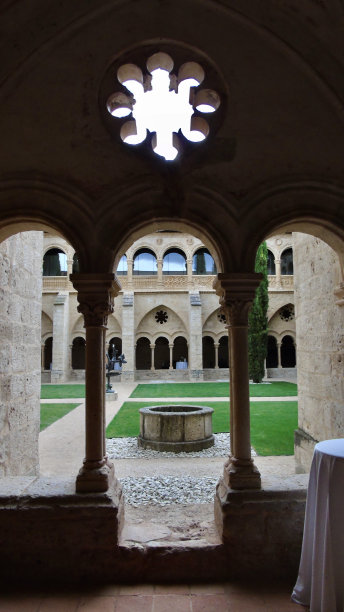 romanesque