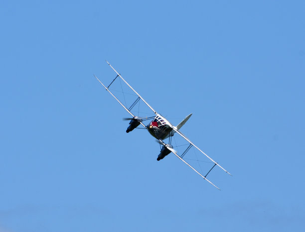 biplanes