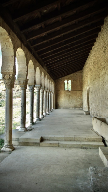 romanesque