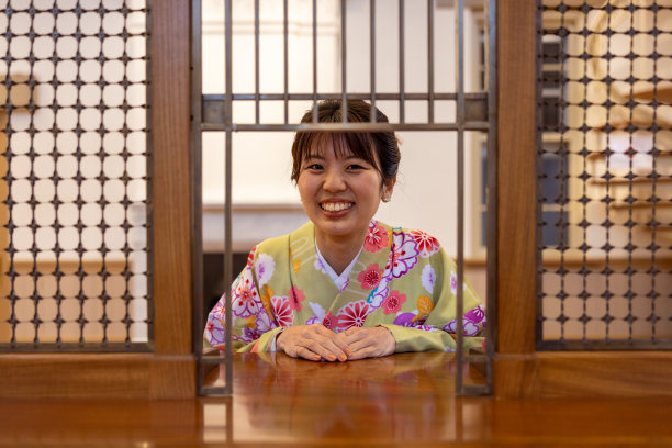 仅日本人