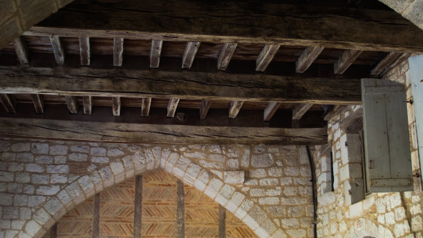 中世纪法国砖墙