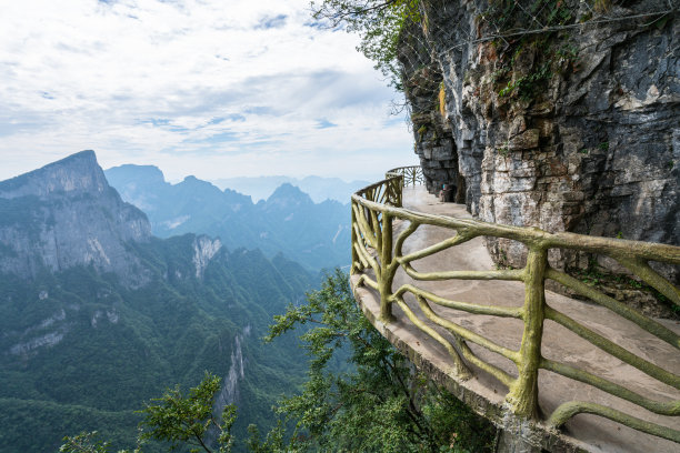 高清天门山风光图片