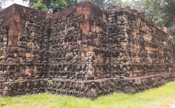 古代劳动场景雕塑