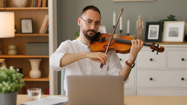 小提琴家教老师