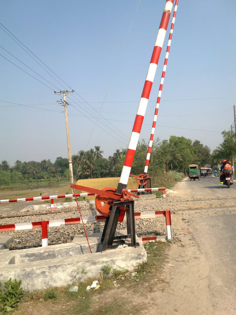 铁路公路交汇