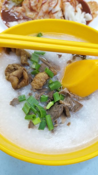 中国传统美食早餐油条