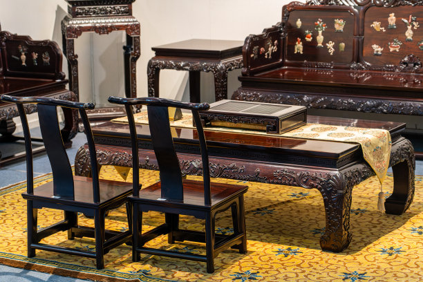 中式客厅古典家具