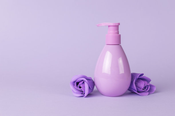紫色包装瓶子样机