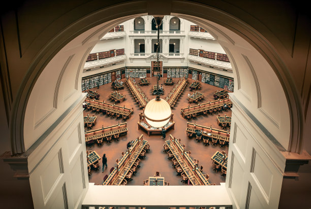 幽静的图书馆