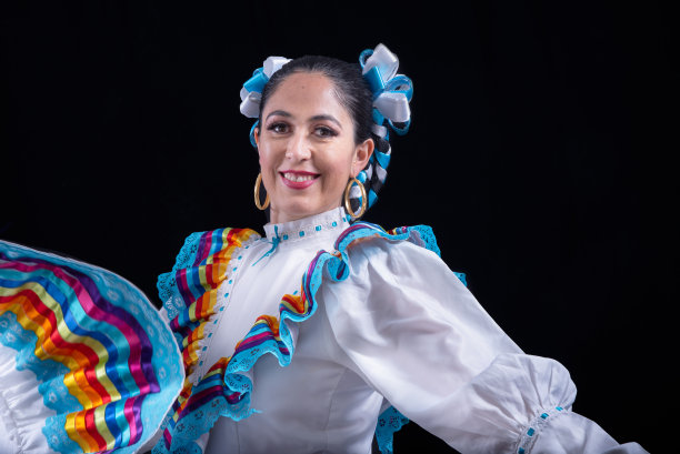 绣花美女头像