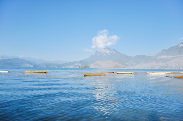 泸沽湖风光摄影图