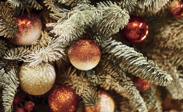 复古装饰品,红色和金色颜色